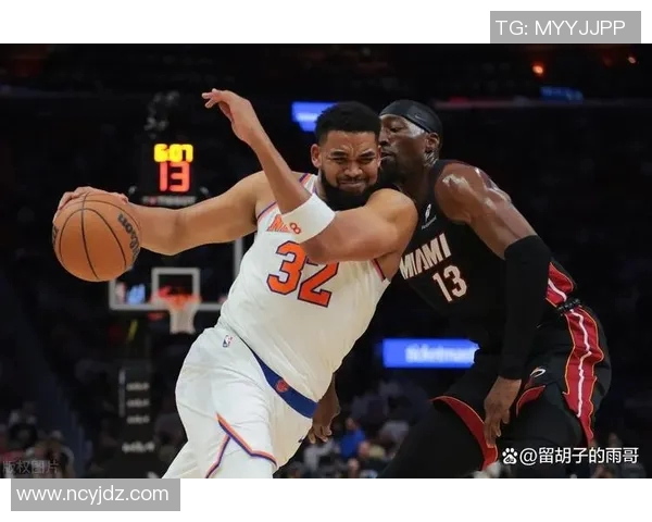 国人对湖人精彩对决回顾12月10日比赛全程录像解析与亮点总结